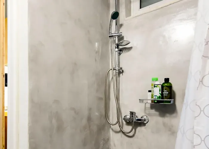 Lucy In The Sky With Diamonds 公寓 卡拉马塔